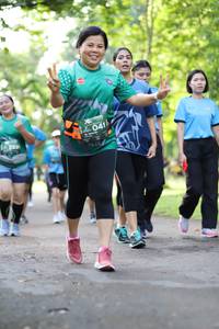 BIB: 041, 253
                            <button type="button" onclick="openModal(5037797)" class="btn btn-primary btn-sm float-right btn-popup" data-toggle="modal" data-target=".modal-high-quality">
                        <i class="fas fa-shopping-cart"></i> Add to Cart
                    </button>
                                            <button type="button" onclick="isThisMe(5037797, true)" class="btn btn-success btn-sm float-right btn-popup btn-isme hidden" data-toggle="tooltip" data-placement="bottom" title="นี่คือรูปของคุณใช่ไหม คลิกที่นี่เพื่อเอาเข้าอัลบั้ม">
                        <i class="fas fa-plus"></i> Add to album
                    </button>
                    <button type="button" onclick="isThisMe(5037797, false)" class="btn btn-warning btn-sm float-right btn-popup btn-isnotme hidden">
                        <i class="fas fa-ban"></i> Remove from album
                    </button>