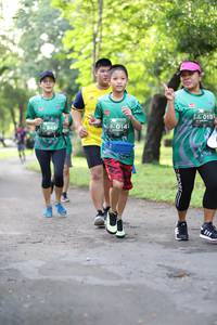 BIB: 0151, 014, 543
                            <button type="button" onclick="openModal(5034635)" class="btn btn-primary btn-sm float-right btn-popup" data-toggle="modal" data-target=".modal-high-quality">
                        <i class="fas fa-shopping-cart"></i> Add to Cart
                    </button>
                                            <button type="button" onclick="isThisMe(5034635, true)" class="btn btn-success btn-sm float-right btn-popup btn-isme hidden" data-toggle="tooltip" data-placement="bottom" title="นี่คือรูปของคุณใช่ไหม คลิกที่นี่เพื่อเอาเข้าอัลบั้ม">
                        <i class="fas fa-plus"></i> Add to album
                    </button>
                    <button type="button" onclick="isThisMe(5034635, false)" class="btn btn-warning btn-sm float-right btn-popup btn-isnotme hidden">
                        <i class="fas fa-ban"></i> Remove from album
                    </button>