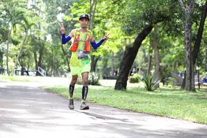 BIB: 0734
                            <button type="button" onclick="openModal(5083595)" class="btn btn-primary btn-sm float-right btn-popup" data-toggle="modal" data-target=".modal-high-quality">
                        <i class="fas fa-shopping-cart"></i> Add to Cart
                    </button>
                                            <button type="button" onclick="isThisMe(5083595, true)" class="btn btn-success btn-sm float-right btn-popup btn-isme hidden" data-toggle="tooltip" data-placement="bottom" title="นี่คือรูปของคุณใช่ไหม คลิกที่นี่เพื่อเอาเข้าอัลบั้ม">
                        <i class="fas fa-plus"></i> Add to album
                    </button>
                    <button type="button" onclick="isThisMe(5083595, false)" class="btn btn-warning btn-sm float-right btn-popup btn-isnotme hidden">
                        <i class="fas fa-ban"></i> Remove from album
                    </button>