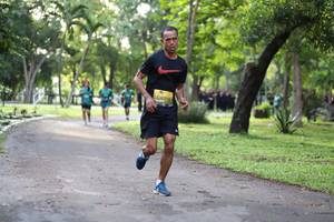 BIB: 
                            <button type="button" onclick="openModal(5032472)" class="btn btn-primary btn-sm float-right btn-popup" data-toggle="modal" data-target=".modal-high-quality">
                        <i class="fas fa-shopping-cart"></i> Add to Cart
                    </button>
                                            <button type="button" onclick="isThisMe(5032472, true)" class="btn btn-success btn-sm float-right btn-popup btn-isme hidden" data-toggle="tooltip" data-placement="bottom" title="นี่คือรูปของคุณใช่ไหม คลิกที่นี่เพื่อเอาเข้าอัลบั้ม">
                        <i class="fas fa-plus"></i> Add to album
                    </button>
                    <button type="button" onclick="isThisMe(5032472, false)" class="btn btn-warning btn-sm float-right btn-popup btn-isnotme hidden">
                        <i class="fas fa-ban"></i> Remove from album
                    </button>