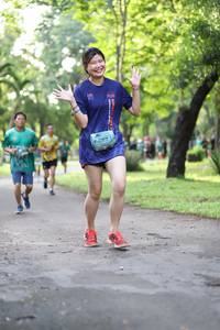 BIB: 082
                            <button type="button" onclick="openModal(5033759)" class="btn btn-primary btn-sm float-right btn-popup" data-toggle="modal" data-target=".modal-high-quality">
                        <i class="fas fa-shopping-cart"></i> Add to Cart
                    </button>
                                            <button type="button" onclick="isThisMe(5033759, true)" class="btn btn-success btn-sm float-right btn-popup btn-isme hidden" data-toggle="tooltip" data-placement="bottom" title="นี่คือรูปของคุณใช่ไหม คลิกที่นี่เพื่อเอาเข้าอัลบั้ม">
                        <i class="fas fa-plus"></i> Add to album
                    </button>
                    <button type="button" onclick="isThisMe(5033759, false)" class="btn btn-warning btn-sm float-right btn-popup btn-isnotme hidden">
                        <i class="fas fa-ban"></i> Remove from album
                    </button>