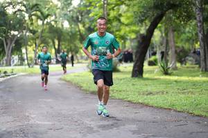 BIB: 
                            <button type="button" onclick="openModal(5025210)" class="btn btn-primary btn-sm float-right btn-popup" data-toggle="modal" data-target=".modal-high-quality">
                        <i class="fas fa-shopping-cart"></i> Add to Cart
                    </button>
                                            <button type="button" onclick="isThisMe(5025210, true)" class="btn btn-success btn-sm float-right btn-popup btn-isme hidden" data-toggle="tooltip" data-placement="bottom" title="นี่คือรูปของคุณใช่ไหม คลิกที่นี่เพื่อเอาเข้าอัลบั้ม">
                        <i class="fas fa-plus"></i> Add to album
                    </button>
                    <button type="button" onclick="isThisMe(5025210, false)" class="btn btn-warning btn-sm float-right btn-popup btn-isnotme hidden">
                        <i class="fas fa-ban"></i> Remove from album
                    </button>