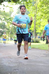 BIB: 1250
                            <button type="button" onclick="openModal(5037743)" class="btn btn-primary btn-sm float-right btn-popup" data-toggle="modal" data-target=".modal-high-quality">
                        <i class="fas fa-shopping-cart"></i> Add to Cart
                    </button>
                                            <button type="button" onclick="isThisMe(5037743, true)" class="btn btn-success btn-sm float-right btn-popup btn-isme hidden" data-toggle="tooltip" data-placement="bottom" title="นี่คือรูปของคุณใช่ไหม คลิกที่นี่เพื่อเอาเข้าอัลบั้ม">
                        <i class="fas fa-plus"></i> Add to album
                    </button>
                    <button type="button" onclick="isThisMe(5037743, false)" class="btn btn-warning btn-sm float-right btn-popup btn-isnotme hidden">
                        <i class="fas fa-ban"></i> Remove from album
                    </button>