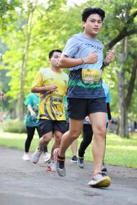 BIB: 0497, 0344
                            <button type="button" onclick="openModal(5037436)" class="btn btn-primary btn-sm float-right btn-popup" data-toggle="modal" data-target=".modal-high-quality">
                        <i class="fas fa-shopping-cart"></i> Add to Cart
                    </button>
                                            <button type="button" onclick="isThisMe(5037436, true)" class="btn btn-success btn-sm float-right btn-popup btn-isme hidden" data-toggle="tooltip" data-placement="bottom" title="นี่คือรูปของคุณใช่ไหม คลิกที่นี่เพื่อเอาเข้าอัลบั้ม">
                        <i class="fas fa-plus"></i> Add to album
                    </button>
                    <button type="button" onclick="isThisMe(5037436, false)" class="btn btn-warning btn-sm float-right btn-popup btn-isnotme hidden">
                        <i class="fas fa-ban"></i> Remove from album
                    </button>