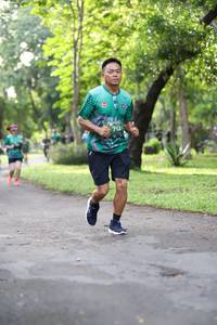 BIB: 712
                            <button type="button" onclick="openModal(5033811)" class="btn btn-primary btn-sm float-right btn-popup" data-toggle="modal" data-target=".modal-high-quality">
                        <i class="fas fa-shopping-cart"></i> Add to Cart
                    </button>
                                            <button type="button" onclick="isThisMe(5033811, true)" class="btn btn-success btn-sm float-right btn-popup btn-isme hidden" data-toggle="tooltip" data-placement="bottom" title="นี่คือรูปของคุณใช่ไหม คลิกที่นี่เพื่อเอาเข้าอัลบั้ม">
                        <i class="fas fa-plus"></i> Add to album
                    </button>
                    <button type="button" onclick="isThisMe(5033811, false)" class="btn btn-warning btn-sm float-right btn-popup btn-isnotme hidden">
                        <i class="fas fa-ban"></i> Remove from album
                    </button>