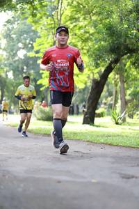 BIB: 4471
                            <button type="button" onclick="openModal(5038942)" class="btn btn-primary btn-sm float-right btn-popup" data-toggle="modal" data-target=".modal-high-quality">
                        <i class="fas fa-shopping-cart"></i> Add to Cart
                    </button>
                                            <button type="button" onclick="isThisMe(5038942, true)" class="btn btn-success btn-sm float-right btn-popup btn-isme hidden" data-toggle="tooltip" data-placement="bottom" title="นี่คือรูปของคุณใช่ไหม คลิกที่นี่เพื่อเอาเข้าอัลบั้ม">
                        <i class="fas fa-plus"></i> Add to album
                    </button>
                    <button type="button" onclick="isThisMe(5038942, false)" class="btn btn-warning btn-sm float-right btn-popup btn-isnotme hidden">
                        <i class="fas fa-ban"></i> Remove from album
                    </button>