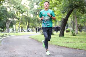 BIB: 468
                            <button type="button" onclick="openModal(5024771)" class="btn btn-primary btn-sm float-right btn-popup" data-toggle="modal" data-target=".modal-high-quality">
                        <i class="fas fa-shopping-cart"></i> Add to Cart
                    </button>
                                            <button type="button" onclick="isThisMe(5024771, true)" class="btn btn-success btn-sm float-right btn-popup btn-isme hidden" data-toggle="tooltip" data-placement="bottom" title="นี่คือรูปของคุณใช่ไหม คลิกที่นี่เพื่อเอาเข้าอัลบั้ม">
                        <i class="fas fa-plus"></i> Add to album
                    </button>
                    <button type="button" onclick="isThisMe(5024771, false)" class="btn btn-warning btn-sm float-right btn-popup btn-isnotme hidden">
                        <i class="fas fa-ban"></i> Remove from album
                    </button>