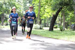 BIB: 0198, 
                            <button type="button" onclick="openModal(5084428)" class="btn btn-primary btn-sm float-right btn-popup" data-toggle="modal" data-target=".modal-high-quality">
                        <i class="fas fa-shopping-cart"></i> Add to Cart
                    </button>
                                            <button type="button" onclick="isThisMe(5084428, true)" class="btn btn-success btn-sm float-right btn-popup btn-isme hidden" data-toggle="tooltip" data-placement="bottom" title="นี่คือรูปของคุณใช่ไหม คลิกที่นี่เพื่อเอาเข้าอัลบั้ม">
                        <i class="fas fa-plus"></i> Add to album
                    </button>
                    <button type="button" onclick="isThisMe(5084428, false)" class="btn btn-warning btn-sm float-right btn-popup btn-isnotme hidden">
                        <i class="fas fa-ban"></i> Remove from album
                    </button>