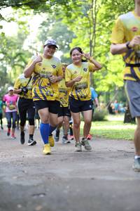 BIB: 0339, 0333
                            <button type="button" onclick="openModal(5038426)" class="btn btn-primary btn-sm float-right btn-popup" data-toggle="modal" data-target=".modal-high-quality">
                        <i class="fas fa-shopping-cart"></i> Add to Cart
                    </button>
                                            <button type="button" onclick="isThisMe(5038426, true)" class="btn btn-success btn-sm float-right btn-popup btn-isme hidden" data-toggle="tooltip" data-placement="bottom" title="นี่คือรูปของคุณใช่ไหม คลิกที่นี่เพื่อเอาเข้าอัลบั้ม">
                        <i class="fas fa-plus"></i> Add to album
                    </button>
                    <button type="button" onclick="isThisMe(5038426, false)" class="btn btn-warning btn-sm float-right btn-popup btn-isnotme hidden">
                        <i class="fas fa-ban"></i> Remove from album
                    </button>