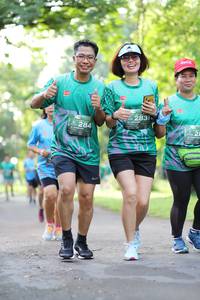 BIB: 283, 284
                            <button type="button" onclick="openModal(5037323)" class="btn btn-primary btn-sm float-right btn-popup" data-toggle="modal" data-target=".modal-high-quality">
                        <i class="fas fa-shopping-cart"></i> Add to Cart
                    </button>
                                            <button type="button" onclick="isThisMe(5037323, true)" class="btn btn-success btn-sm float-right btn-popup btn-isme hidden" data-toggle="tooltip" data-placement="bottom" title="นี่คือรูปของคุณใช่ไหม คลิกที่นี่เพื่อเอาเข้าอัลบั้ม">
                        <i class="fas fa-plus"></i> Add to album
                    </button>
                    <button type="button" onclick="isThisMe(5037323, false)" class="btn btn-warning btn-sm float-right btn-popup btn-isnotme hidden">
                        <i class="fas fa-ban"></i> Remove from album
                    </button>