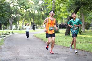 BIB: 4871
                            <button type="button" onclick="openModal(5025079)" class="btn btn-primary btn-sm float-right btn-popup" data-toggle="modal" data-target=".modal-high-quality">
                        <i class="fas fa-shopping-cart"></i> Add to Cart
                    </button>
                                            <button type="button" onclick="isThisMe(5025079, true)" class="btn btn-success btn-sm float-right btn-popup btn-isme hidden" data-toggle="tooltip" data-placement="bottom" title="นี่คือรูปของคุณใช่ไหม คลิกที่นี่เพื่อเอาเข้าอัลบั้ม">
                        <i class="fas fa-plus"></i> Add to album
                    </button>
                    <button type="button" onclick="isThisMe(5025079, false)" class="btn btn-warning btn-sm float-right btn-popup btn-isnotme hidden">
                        <i class="fas fa-ban"></i> Remove from album
                    </button>