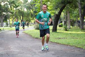 BIB: 711
                            <button type="button" onclick="openModal(5025222)" class="btn btn-primary btn-sm float-right btn-popup" data-toggle="modal" data-target=".modal-high-quality">
                        <i class="fas fa-shopping-cart"></i> Add to Cart
                    </button>
                                            <button type="button" onclick="isThisMe(5025222, true)" class="btn btn-success btn-sm float-right btn-popup btn-isme hidden" data-toggle="tooltip" data-placement="bottom" title="นี่คือรูปของคุณใช่ไหม คลิกที่นี่เพื่อเอาเข้าอัลบั้ม">
                        <i class="fas fa-plus"></i> Add to album
                    </button>
                    <button type="button" onclick="isThisMe(5025222, false)" class="btn btn-warning btn-sm float-right btn-popup btn-isnotme hidden">
                        <i class="fas fa-ban"></i> Remove from album
                    </button>