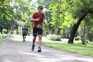 BIB: 0706
                            <button type="button" onclick="openModal(5075716)" class="btn btn-primary btn-sm float-right btn-popup" data-toggle="modal" data-target=".modal-high-quality">
                        <i class="fas fa-shopping-cart"></i> Add to Cart
                    </button>
                                            <button type="button" onclick="isThisMe(5075716, true)" class="btn btn-success btn-sm float-right btn-popup btn-isme hidden" data-toggle="tooltip" data-placement="bottom" title="นี่คือรูปของคุณใช่ไหม คลิกที่นี่เพื่อเอาเข้าอัลบั้ม">
                        <i class="fas fa-plus"></i> Add to album
                    </button>
                    <button type="button" onclick="isThisMe(5075716, false)" class="btn btn-warning btn-sm float-right btn-popup btn-isnotme hidden">
                        <i class="fas fa-ban"></i> Remove from album
                    </button>