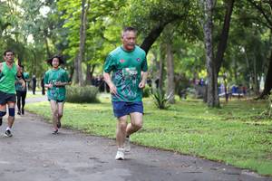 BIB: 
                            <button type="button" onclick="openModal(5032420)" class="btn btn-primary btn-sm float-right btn-popup" data-toggle="modal" data-target=".modal-high-quality">
                        <i class="fas fa-shopping-cart"></i> Add to Cart
                    </button>
                                            <button type="button" onclick="isThisMe(5032420, true)" class="btn btn-success btn-sm float-right btn-popup btn-isme hidden" data-toggle="tooltip" data-placement="bottom" title="นี่คือรูปของคุณใช่ไหม คลิกที่นี่เพื่อเอาเข้าอัลบั้ม">
                        <i class="fas fa-plus"></i> Add to album
                    </button>
                    <button type="button" onclick="isThisMe(5032420, false)" class="btn btn-warning btn-sm float-right btn-popup btn-isnotme hidden">
                        <i class="fas fa-ban"></i> Remove from album
                    </button>