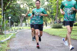 BIB: 071, 257
                            <button type="button" onclick="openModal(5024936)" class="btn btn-primary btn-sm float-right btn-popup" data-toggle="modal" data-target=".modal-high-quality">
                        <i class="fas fa-shopping-cart"></i> Add to Cart
                    </button>
                                            <button type="button" onclick="isThisMe(5024936, true)" class="btn btn-success btn-sm float-right btn-popup btn-isme hidden" data-toggle="tooltip" data-placement="bottom" title="นี่คือรูปของคุณใช่ไหม คลิกที่นี่เพื่อเอาเข้าอัลบั้ม">
                        <i class="fas fa-plus"></i> Add to album
                    </button>
                    <button type="button" onclick="isThisMe(5024936, false)" class="btn btn-warning btn-sm float-right btn-popup btn-isnotme hidden">
                        <i class="fas fa-ban"></i> Remove from album
                    </button>