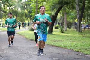 BIB: 056
                            <button type="button" onclick="openModal(5025806)" class="btn btn-primary btn-sm float-right btn-popup" data-toggle="modal" data-target=".modal-high-quality">
                        <i class="fas fa-shopping-cart"></i> Add to Cart
                    </button>
                                            <button type="button" onclick="isThisMe(5025806, true)" class="btn btn-success btn-sm float-right btn-popup btn-isme hidden" data-toggle="tooltip" data-placement="bottom" title="นี่คือรูปของคุณใช่ไหม คลิกที่นี่เพื่อเอาเข้าอัลบั้ม">
                        <i class="fas fa-plus"></i> Add to album
                    </button>
                    <button type="button" onclick="isThisMe(5025806, false)" class="btn btn-warning btn-sm float-right btn-popup btn-isnotme hidden">
                        <i class="fas fa-ban"></i> Remove from album
                    </button>