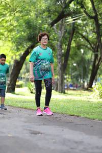 BIB: 567
                            <button type="button" onclick="openModal(5038879)" class="btn btn-primary btn-sm float-right btn-popup" data-toggle="modal" data-target=".modal-high-quality">
                        <i class="fas fa-shopping-cart"></i> Add to Cart
                    </button>
                                            <button type="button" onclick="isThisMe(5038879, true)" class="btn btn-success btn-sm float-right btn-popup btn-isme hidden" data-toggle="tooltip" data-placement="bottom" title="นี่คือรูปของคุณใช่ไหม คลิกที่นี่เพื่อเอาเข้าอัลบั้ม">
                        <i class="fas fa-plus"></i> Add to album
                    </button>
                    <button type="button" onclick="isThisMe(5038879, false)" class="btn btn-warning btn-sm float-right btn-popup btn-isnotme hidden">
                        <i class="fas fa-ban"></i> Remove from album
                    </button>