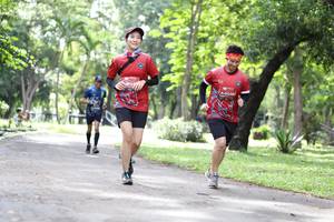 BIB: 0038
                            <button type="button" onclick="openModal(5070510)" class="btn btn-primary btn-sm float-right btn-popup" data-toggle="modal" data-target=".modal-high-quality">
                        <i class="fas fa-shopping-cart"></i> Add to Cart
                    </button>
                                            <button type="button" onclick="isThisMe(5070510, true)" class="btn btn-success btn-sm float-right btn-popup btn-isme hidden" data-toggle="tooltip" data-placement="bottom" title="นี่คือรูปของคุณใช่ไหม คลิกที่นี่เพื่อเอาเข้าอัลบั้ม">
                        <i class="fas fa-plus"></i> Add to album
                    </button>
                    <button type="button" onclick="isThisMe(5070510, false)" class="btn btn-warning btn-sm float-right btn-popup btn-isnotme hidden">
                        <i class="fas fa-ban"></i> Remove from album
                    </button>