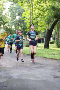 BIB: 0034
                            <button type="button" onclick="openModal(5033413)" class="btn btn-primary btn-sm float-right btn-popup" data-toggle="modal" data-target=".modal-high-quality">
                        <i class="fas fa-shopping-cart"></i> Add to Cart
                    </button>
                                            <button type="button" onclick="isThisMe(5033413, true)" class="btn btn-success btn-sm float-right btn-popup btn-isme hidden" data-toggle="tooltip" data-placement="bottom" title="นี่คือรูปของคุณใช่ไหม คลิกที่นี่เพื่อเอาเข้าอัลบั้ม">
                        <i class="fas fa-plus"></i> Add to album
                    </button>
                    <button type="button" onclick="isThisMe(5033413, false)" class="btn btn-warning btn-sm float-right btn-popup btn-isnotme hidden">
                        <i class="fas fa-ban"></i> Remove from album
                    </button>