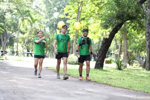 BIB: 
                            <button type="button" onclick="openModal(5050356)" class="btn btn-primary btn-sm float-right btn-popup" data-toggle="modal" data-target=".modal-high-quality">
                        <i class="fas fa-shopping-cart"></i> Add to Cart
                    </button>
                                            <button type="button" onclick="isThisMe(5050356, true)" class="btn btn-success btn-sm float-right btn-popup btn-isme hidden" data-toggle="tooltip" data-placement="bottom" title="นี่คือรูปของคุณใช่ไหม คลิกที่นี่เพื่อเอาเข้าอัลบั้ม">
                        <i class="fas fa-plus"></i> Add to album
                    </button>
                    <button type="button" onclick="isThisMe(5050356, false)" class="btn btn-warning btn-sm float-right btn-popup btn-isnotme hidden">
                        <i class="fas fa-ban"></i> Remove from album
                    </button>