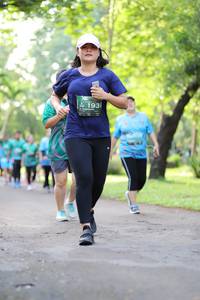 BIB: 193, 
                            <button type="button" onclick="openModal(5037394)" class="btn btn-primary btn-sm float-right btn-popup" data-toggle="modal" data-target=".modal-high-quality">
                        <i class="fas fa-shopping-cart"></i> Add to Cart
                    </button>
                                            <button type="button" onclick="isThisMe(5037394, true)" class="btn btn-success btn-sm float-right btn-popup btn-isme hidden" data-toggle="tooltip" data-placement="bottom" title="นี่คือรูปของคุณใช่ไหม คลิกที่นี่เพื่อเอาเข้าอัลบั้ม">
                        <i class="fas fa-plus"></i> Add to album
                    </button>
                    <button type="button" onclick="isThisMe(5037394, false)" class="btn btn-warning btn-sm float-right btn-popup btn-isnotme hidden">
                        <i class="fas fa-ban"></i> Remove from album
                    </button>
