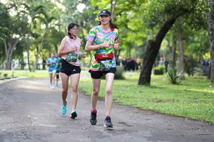 BIB: 575, 179
                            <button type="button" onclick="openModal(5032669)" class="btn btn-primary btn-sm float-right btn-popup" data-toggle="modal" data-target=".modal-high-quality">
                        <i class="fas fa-shopping-cart"></i> Add to Cart
                    </button>
                                            <button type="button" onclick="isThisMe(5032669, true)" class="btn btn-success btn-sm float-right btn-popup btn-isme hidden" data-toggle="tooltip" data-placement="bottom" title="นี่คือรูปของคุณใช่ไหม คลิกที่นี่เพื่อเอาเข้าอัลบั้ม">
                        <i class="fas fa-plus"></i> Add to album
                    </button>
                    <button type="button" onclick="isThisMe(5032669, false)" class="btn btn-warning btn-sm float-right btn-popup btn-isnotme hidden">
                        <i class="fas fa-ban"></i> Remove from album
                    </button>