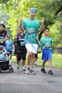 BIB: 0322
                            <button type="button" onclick="openModal(5036783)" class="btn btn-primary btn-sm float-right btn-popup" data-toggle="modal" data-target=".modal-high-quality">
                        <i class="fas fa-shopping-cart"></i> Add to Cart
                    </button>
                                            <button type="button" onclick="isThisMe(5036783, true)" class="btn btn-success btn-sm float-right btn-popup btn-isme hidden" data-toggle="tooltip" data-placement="bottom" title="นี่คือรูปของคุณใช่ไหม คลิกที่นี่เพื่อเอาเข้าอัลบั้ม">
                        <i class="fas fa-plus"></i> Add to album
                    </button>
                    <button type="button" onclick="isThisMe(5036783, false)" class="btn btn-warning btn-sm float-right btn-popup btn-isnotme hidden">
                        <i class="fas fa-ban"></i> Remove from album
                    </button>