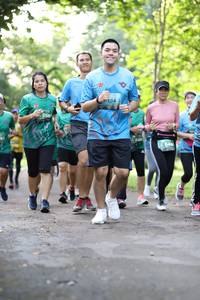 BIB: 134, 558
                            <button type="button" onclick="openModal(5036062)" class="btn btn-primary btn-sm float-right btn-popup" data-toggle="modal" data-target=".modal-high-quality">
                        <i class="fas fa-shopping-cart"></i> Add to Cart
                    </button>
                                            <button type="button" onclick="isThisMe(5036062, true)" class="btn btn-success btn-sm float-right btn-popup btn-isme hidden" data-toggle="tooltip" data-placement="bottom" title="นี่คือรูปของคุณใช่ไหม คลิกที่นี่เพื่อเอาเข้าอัลบั้ม">
                        <i class="fas fa-plus"></i> Add to album
                    </button>
                    <button type="button" onclick="isThisMe(5036062, false)" class="btn btn-warning btn-sm float-right btn-popup btn-isnotme hidden">
                        <i class="fas fa-ban"></i> Remove from album
                    </button>