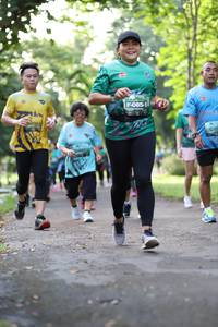 BIB: 092
                            <button type="button" onclick="openModal(5036426)" class="btn btn-primary btn-sm float-right btn-popup" data-toggle="modal" data-target=".modal-high-quality">
                        <i class="fas fa-shopping-cart"></i> Add to Cart
                    </button>
                                            <button type="button" onclick="isThisMe(5036426, true)" class="btn btn-success btn-sm float-right btn-popup btn-isme hidden" data-toggle="tooltip" data-placement="bottom" title="นี่คือรูปของคุณใช่ไหม คลิกที่นี่เพื่อเอาเข้าอัลบั้ม">
                        <i class="fas fa-plus"></i> Add to album
                    </button>
                    <button type="button" onclick="isThisMe(5036426, false)" class="btn btn-warning btn-sm float-right btn-popup btn-isnotme hidden">
                        <i class="fas fa-ban"></i> Remove from album
                    </button>