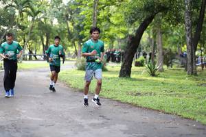 BIB: 
                            <button type="button" onclick="openModal(5025900)" class="btn btn-primary btn-sm float-right btn-popup" data-toggle="modal" data-target=".modal-high-quality">
                        <i class="fas fa-shopping-cart"></i> Add to Cart
                    </button>
                                            <button type="button" onclick="isThisMe(5025900, true)" class="btn btn-success btn-sm float-right btn-popup btn-isme hidden" data-toggle="tooltip" data-placement="bottom" title="นี่คือรูปของคุณใช่ไหม คลิกที่นี่เพื่อเอาเข้าอัลบั้ม">
                        <i class="fas fa-plus"></i> Add to album
                    </button>
                    <button type="button" onclick="isThisMe(5025900, false)" class="btn btn-warning btn-sm float-right btn-popup btn-isnotme hidden">
                        <i class="fas fa-ban"></i> Remove from album
                    </button>