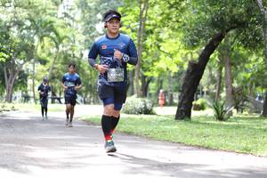 BIB: 0147
                            <button type="button" onclick="openModal(5083916)" class="btn btn-primary btn-sm float-right btn-popup" data-toggle="modal" data-target=".modal-high-quality">
                        <i class="fas fa-shopping-cart"></i> Add to Cart
                    </button>
                                            <button type="button" onclick="isThisMe(5083916, true)" class="btn btn-success btn-sm float-right btn-popup btn-isme hidden" data-toggle="tooltip" data-placement="bottom" title="นี่คือรูปของคุณใช่ไหม คลิกที่นี่เพื่อเอาเข้าอัลบั้ม">
                        <i class="fas fa-plus"></i> Add to album
                    </button>
                    <button type="button" onclick="isThisMe(5083916, false)" class="btn btn-warning btn-sm float-right btn-popup btn-isnotme hidden">
                        <i class="fas fa-ban"></i> Remove from album
                    </button>