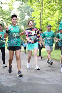 BIB: 435, 268, 186, 822
                            <button type="button" onclick="openModal(5034982)" class="btn btn-primary btn-sm float-right btn-popup" data-toggle="modal" data-target=".modal-high-quality">
                        <i class="fas fa-shopping-cart"></i> Add to Cart
                    </button>
                                            <button type="button" onclick="isThisMe(5034982, true)" class="btn btn-success btn-sm float-right btn-popup btn-isme hidden" data-toggle="tooltip" data-placement="bottom" title="นี่คือรูปของคุณใช่ไหม คลิกที่นี่เพื่อเอาเข้าอัลบั้ม">
                        <i class="fas fa-plus"></i> Add to album
                    </button>
                    <button type="button" onclick="isThisMe(5034982, false)" class="btn btn-warning btn-sm float-right btn-popup btn-isnotme hidden">
                        <i class="fas fa-ban"></i> Remove from album
                    </button>