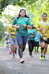 BIB: 062, 0371
                            <button type="button" onclick="openModal(5037476)" class="btn btn-primary btn-sm float-right btn-popup" data-toggle="modal" data-target=".modal-high-quality">
                        <i class="fas fa-shopping-cart"></i> Add to Cart
                    </button>
                                            <button type="button" onclick="isThisMe(5037476, true)" class="btn btn-success btn-sm float-right btn-popup btn-isme hidden" data-toggle="tooltip" data-placement="bottom" title="นี่คือรูปของคุณใช่ไหม คลิกที่นี่เพื่อเอาเข้าอัลบั้ม">
                        <i class="fas fa-plus"></i> Add to album
                    </button>
                    <button type="button" onclick="isThisMe(5037476, false)" class="btn btn-warning btn-sm float-right btn-popup btn-isnotme hidden">
                        <i class="fas fa-ban"></i> Remove from album
                    </button>