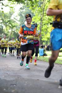 BIB: 04530522
                            <button type="button" onclick="openModal(5038502)" class="btn btn-primary btn-sm float-right btn-popup" data-toggle="modal" data-target=".modal-high-quality">
                        <i class="fas fa-shopping-cart"></i> Add to Cart
                    </button>
                                            <button type="button" onclick="isThisMe(5038502, true)" class="btn btn-success btn-sm float-right btn-popup btn-isme hidden" data-toggle="tooltip" data-placement="bottom" title="นี่คือรูปของคุณใช่ไหม คลิกที่นี่เพื่อเอาเข้าอัลบั้ม">
                        <i class="fas fa-plus"></i> Add to album
                    </button>
                    <button type="button" onclick="isThisMe(5038502, false)" class="btn btn-warning btn-sm float-right btn-popup btn-isnotme hidden">
                        <i class="fas fa-ban"></i> Remove from album
                    </button>