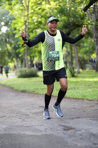 BIB: 124
                            <button type="button" onclick="openModal(5032950)" class="btn btn-primary btn-sm float-right btn-popup" data-toggle="modal" data-target=".modal-high-quality">
                        <i class="fas fa-shopping-cart"></i> Add to Cart
                    </button>
                                            <button type="button" onclick="isThisMe(5032950, true)" class="btn btn-success btn-sm float-right btn-popup btn-isme hidden" data-toggle="tooltip" data-placement="bottom" title="นี่คือรูปของคุณใช่ไหม คลิกที่นี่เพื่อเอาเข้าอัลบั้ม">
                        <i class="fas fa-plus"></i> Add to album
                    </button>
                    <button type="button" onclick="isThisMe(5032950, false)" class="btn btn-warning btn-sm float-right btn-popup btn-isnotme hidden">
                        <i class="fas fa-ban"></i> Remove from album
                    </button>