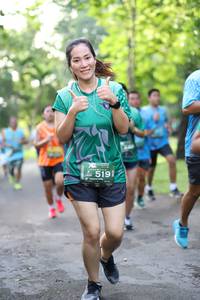 BIB: 519
                            <button type="button" onclick="openModal(5034028)" class="btn btn-primary btn-sm float-right btn-popup" data-toggle="modal" data-target=".modal-high-quality">
                        <i class="fas fa-shopping-cart"></i> Add to Cart
                    </button>
                                            <button type="button" onclick="isThisMe(5034028, true)" class="btn btn-success btn-sm float-right btn-popup btn-isme hidden" data-toggle="tooltip" data-placement="bottom" title="นี่คือรูปของคุณใช่ไหม คลิกที่นี่เพื่อเอาเข้าอัลบั้ม">
                        <i class="fas fa-plus"></i> Add to album
                    </button>
                    <button type="button" onclick="isThisMe(5034028, false)" class="btn btn-warning btn-sm float-right btn-popup btn-isnotme hidden">
                        <i class="fas fa-ban"></i> Remove from album
                    </button>