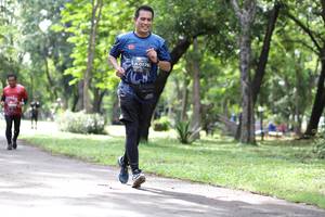 BIB: 0178
                            <button type="button" onclick="openModal(5083511)" class="btn btn-primary btn-sm float-right btn-popup" data-toggle="modal" data-target=".modal-high-quality">
                        <i class="fas fa-shopping-cart"></i> Add to Cart
                    </button>
                                            <button type="button" onclick="isThisMe(5083511, true)" class="btn btn-success btn-sm float-right btn-popup btn-isme hidden" data-toggle="tooltip" data-placement="bottom" title="นี่คือรูปของคุณใช่ไหม คลิกที่นี่เพื่อเอาเข้าอัลบั้ม">
                        <i class="fas fa-plus"></i> Add to album
                    </button>
                    <button type="button" onclick="isThisMe(5083511, false)" class="btn btn-warning btn-sm float-right btn-popup btn-isnotme hidden">
                        <i class="fas fa-ban"></i> Remove from album
                    </button>