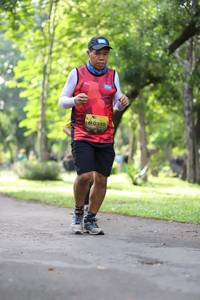 BIB: 0355
                            <button type="button" onclick="openModal(5038833)" class="btn btn-primary btn-sm float-right btn-popup" data-toggle="modal" data-target=".modal-high-quality">
                        <i class="fas fa-shopping-cart"></i> Add to Cart
                    </button>
                                            <button type="button" onclick="isThisMe(5038833, true)" class="btn btn-success btn-sm float-right btn-popup btn-isme hidden" data-toggle="tooltip" data-placement="bottom" title="นี่คือรูปของคุณใช่ไหม คลิกที่นี่เพื่อเอาเข้าอัลบั้ม">
                        <i class="fas fa-plus"></i> Add to album
                    </button>
                    <button type="button" onclick="isThisMe(5038833, false)" class="btn btn-warning btn-sm float-right btn-popup btn-isnotme hidden">
                        <i class="fas fa-ban"></i> Remove from album
                    </button>