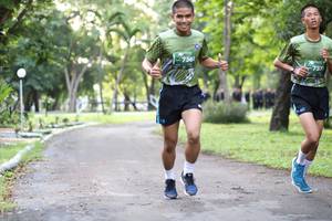 BIB: 736, 737
                            <button type="button" onclick="openModal(5024643)" class="btn btn-primary btn-sm float-right btn-popup" data-toggle="modal" data-target=".modal-high-quality">
                        <i class="fas fa-shopping-cart"></i> Add to Cart
                    </button>
                                            <button type="button" onclick="isThisMe(5024643, true)" class="btn btn-success btn-sm float-right btn-popup btn-isme hidden" data-toggle="tooltip" data-placement="bottom" title="นี่คือรูปของคุณใช่ไหม คลิกที่นี่เพื่อเอาเข้าอัลบั้ม">
                        <i class="fas fa-plus"></i> Add to album
                    </button>
                    <button type="button" onclick="isThisMe(5024643, false)" class="btn btn-warning btn-sm float-right btn-popup btn-isnotme hidden">
                        <i class="fas fa-ban"></i> Remove from album
                    </button>