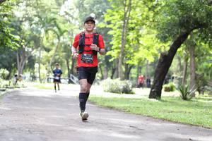 BIB: 614
                            <button type="button" onclick="openModal(5064856)" class="btn btn-primary btn-sm float-right btn-popup" data-toggle="modal" data-target=".modal-high-quality">
                        <i class="fas fa-shopping-cart"></i> Add to Cart
                    </button>
                                            <button type="button" onclick="isThisMe(5064856, true)" class="btn btn-success btn-sm float-right btn-popup btn-isme hidden" data-toggle="tooltip" data-placement="bottom" title="นี่คือรูปของคุณใช่ไหม คลิกที่นี่เพื่อเอาเข้าอัลบั้ม">
                        <i class="fas fa-plus"></i> Add to album
                    </button>
                    <button type="button" onclick="isThisMe(5064856, false)" class="btn btn-warning btn-sm float-right btn-popup btn-isnotme hidden">
                        <i class="fas fa-ban"></i> Remove from album
                    </button>