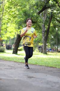 BIB: 0895
                            <button type="button" onclick="openModal(5038831)" class="btn btn-primary btn-sm float-right btn-popup" data-toggle="modal" data-target=".modal-high-quality">
                        <i class="fas fa-shopping-cart"></i> Add to Cart
                    </button>
                                            <button type="button" onclick="isThisMe(5038831, true)" class="btn btn-success btn-sm float-right btn-popup btn-isme hidden" data-toggle="tooltip" data-placement="bottom" title="นี่คือรูปของคุณใช่ไหม คลิกที่นี่เพื่อเอาเข้าอัลบั้ม">
                        <i class="fas fa-plus"></i> Add to album
                    </button>
                    <button type="button" onclick="isThisMe(5038831, false)" class="btn btn-warning btn-sm float-right btn-popup btn-isnotme hidden">
                        <i class="fas fa-ban"></i> Remove from album
                    </button>