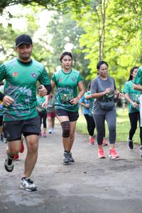 BIB: 7631
                            <button type="button" onclick="openModal(5035260)" class="btn btn-primary btn-sm float-right btn-popup" data-toggle="modal" data-target=".modal-high-quality">
                        <i class="fas fa-shopping-cart"></i> Add to Cart
                    </button>
                                            <button type="button" onclick="isThisMe(5035260, true)" class="btn btn-success btn-sm float-right btn-popup btn-isme hidden" data-toggle="tooltip" data-placement="bottom" title="นี่คือรูปของคุณใช่ไหม คลิกที่นี่เพื่อเอาเข้าอัลบั้ม">
                        <i class="fas fa-plus"></i> Add to album
                    </button>
                    <button type="button" onclick="isThisMe(5035260, false)" class="btn btn-warning btn-sm float-right btn-popup btn-isnotme hidden">
                        <i class="fas fa-ban"></i> Remove from album
                    </button>