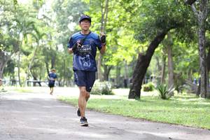 BIB: 637
                            <button type="button" onclick="openModal(5067229)" class="btn btn-primary btn-sm float-right btn-popup" data-toggle="modal" data-target=".modal-high-quality">
                        <i class="fas fa-shopping-cart"></i> Add to Cart
                    </button>
                                            <button type="button" onclick="isThisMe(5067229, true)" class="btn btn-success btn-sm float-right btn-popup btn-isme hidden" data-toggle="tooltip" data-placement="bottom" title="นี่คือรูปของคุณใช่ไหม คลิกที่นี่เพื่อเอาเข้าอัลบั้ม">
                        <i class="fas fa-plus"></i> Add to album
                    </button>
                    <button type="button" onclick="isThisMe(5067229, false)" class="btn btn-warning btn-sm float-right btn-popup btn-isnotme hidden">
                        <i class="fas fa-ban"></i> Remove from album
                    </button>