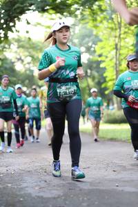 BIB: 110
                            <button type="button" onclick="openModal(5035758)" class="btn btn-primary btn-sm float-right btn-popup" data-toggle="modal" data-target=".modal-high-quality">
                        <i class="fas fa-shopping-cart"></i> Add to Cart
                    </button>
                                            <button type="button" onclick="isThisMe(5035758, true)" class="btn btn-success btn-sm float-right btn-popup btn-isme hidden" data-toggle="tooltip" data-placement="bottom" title="นี่คือรูปของคุณใช่ไหม คลิกที่นี่เพื่อเอาเข้าอัลบั้ม">
                        <i class="fas fa-plus"></i> Add to album
                    </button>
                    <button type="button" onclick="isThisMe(5035758, false)" class="btn btn-warning btn-sm float-right btn-popup btn-isnotme hidden">
                        <i class="fas fa-ban"></i> Remove from album
                    </button>