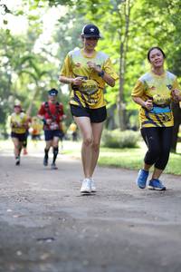 BIB: 0139, 0148
                            <button type="button" onclick="openModal(5040467)" class="btn btn-primary btn-sm float-right btn-popup" data-toggle="modal" data-target=".modal-high-quality">
                        <i class="fas fa-shopping-cart"></i> Add to Cart
                    </button>
                                            <button type="button" onclick="isThisMe(5040467, true)" class="btn btn-success btn-sm float-right btn-popup btn-isme hidden" data-toggle="tooltip" data-placement="bottom" title="นี่คือรูปของคุณใช่ไหม คลิกที่นี่เพื่อเอาเข้าอัลบั้ม">
                        <i class="fas fa-plus"></i> Add to album
                    </button>
                    <button type="button" onclick="isThisMe(5040467, false)" class="btn btn-warning btn-sm float-right btn-popup btn-isnotme hidden">
                        <i class="fas fa-ban"></i> Remove from album
                    </button>