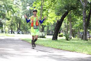 BIB: 0734
                            <button type="button" onclick="openModal(5083590)" class="btn btn-primary btn-sm float-right btn-popup" data-toggle="modal" data-target=".modal-high-quality">
                        <i class="fas fa-shopping-cart"></i> Add to Cart
                    </button>
                                            <button type="button" onclick="isThisMe(5083590, true)" class="btn btn-success btn-sm float-right btn-popup btn-isme hidden" data-toggle="tooltip" data-placement="bottom" title="นี่คือรูปของคุณใช่ไหม คลิกที่นี่เพื่อเอาเข้าอัลบั้ม">
                        <i class="fas fa-plus"></i> Add to album
                    </button>
                    <button type="button" onclick="isThisMe(5083590, false)" class="btn btn-warning btn-sm float-right btn-popup btn-isnotme hidden">
                        <i class="fas fa-ban"></i> Remove from album
                    </button>