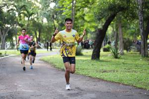 BIB: 1069
                            <button type="button" onclick="openModal(5032246)" class="btn btn-primary btn-sm float-right btn-popup" data-toggle="modal" data-target=".modal-high-quality">
                        <i class="fas fa-shopping-cart"></i> Add to Cart
                    </button>
                                            <button type="button" onclick="isThisMe(5032246, true)" class="btn btn-success btn-sm float-right btn-popup btn-isme hidden" data-toggle="tooltip" data-placement="bottom" title="นี่คือรูปของคุณใช่ไหม คลิกที่นี่เพื่อเอาเข้าอัลบั้ม">
                        <i class="fas fa-plus"></i> Add to album
                    </button>
                    <button type="button" onclick="isThisMe(5032246, false)" class="btn btn-warning btn-sm float-right btn-popup btn-isnotme hidden">
                        <i class="fas fa-ban"></i> Remove from album
                    </button>