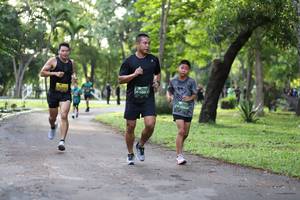 BIB: 1001, 1002
                            <button type="button" onclick="openModal(5032369)" class="btn btn-primary btn-sm float-right btn-popup" data-toggle="modal" data-target=".modal-high-quality">
                        <i class="fas fa-shopping-cart"></i> Add to Cart
                    </button>
                                            <button type="button" onclick="isThisMe(5032369, true)" class="btn btn-success btn-sm float-right btn-popup btn-isme hidden" data-toggle="tooltip" data-placement="bottom" title="นี่คือรูปของคุณใช่ไหม คลิกที่นี่เพื่อเอาเข้าอัลบั้ม">
                        <i class="fas fa-plus"></i> Add to album
                    </button>
                    <button type="button" onclick="isThisMe(5032369, false)" class="btn btn-warning btn-sm float-right btn-popup btn-isnotme hidden">
                        <i class="fas fa-ban"></i> Remove from album
                    </button>