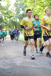 BIB: 073, 660
                            <button type="button" onclick="openModal(5034664)" class="btn btn-primary btn-sm float-right btn-popup" data-toggle="modal" data-target=".modal-high-quality">
                        <i class="fas fa-shopping-cart"></i> Add to Cart
                    </button>
                                            <button type="button" onclick="isThisMe(5034664, true)" class="btn btn-success btn-sm float-right btn-popup btn-isme hidden" data-toggle="tooltip" data-placement="bottom" title="นี่คือรูปของคุณใช่ไหม คลิกที่นี่เพื่อเอาเข้าอัลบั้ม">
                        <i class="fas fa-plus"></i> Add to album
                    </button>
                    <button type="button" onclick="isThisMe(5034664, false)" class="btn btn-warning btn-sm float-right btn-popup btn-isnotme hidden">
                        <i class="fas fa-ban"></i> Remove from album
                    </button>