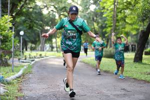 BIB: 224
                            <button type="button" onclick="openModal(5032892)" class="btn btn-primary btn-sm float-right btn-popup" data-toggle="modal" data-target=".modal-high-quality">
                        <i class="fas fa-shopping-cart"></i> Add to Cart
                    </button>
                                            <button type="button" onclick="isThisMe(5032892, true)" class="btn btn-success btn-sm float-right btn-popup btn-isme hidden" data-toggle="tooltip" data-placement="bottom" title="นี่คือรูปของคุณใช่ไหม คลิกที่นี่เพื่อเอาเข้าอัลบั้ม">
                        <i class="fas fa-plus"></i> Add to album
                    </button>
                    <button type="button" onclick="isThisMe(5032892, false)" class="btn btn-warning btn-sm float-right btn-popup btn-isnotme hidden">
                        <i class="fas fa-ban"></i> Remove from album
                    </button>